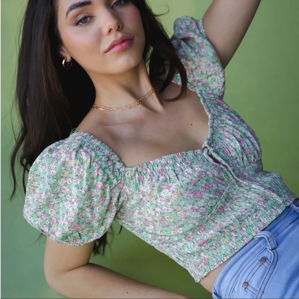 Elodie‎ Sally Crop Top